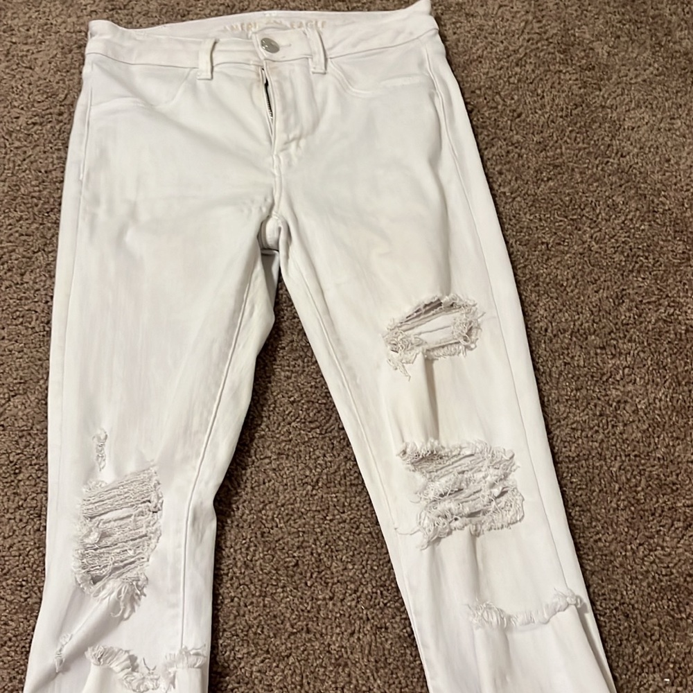 American eagle distressed white jeans